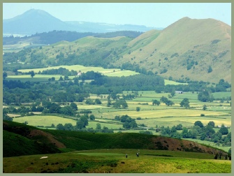 Church Stretton Hills, a short drive from Meadow Barn
