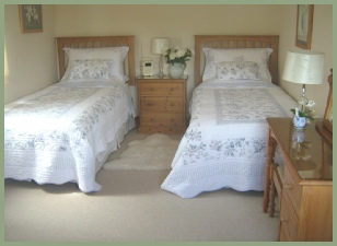 Downstairs twin bedroom at Meadow Barn, Little Sutton